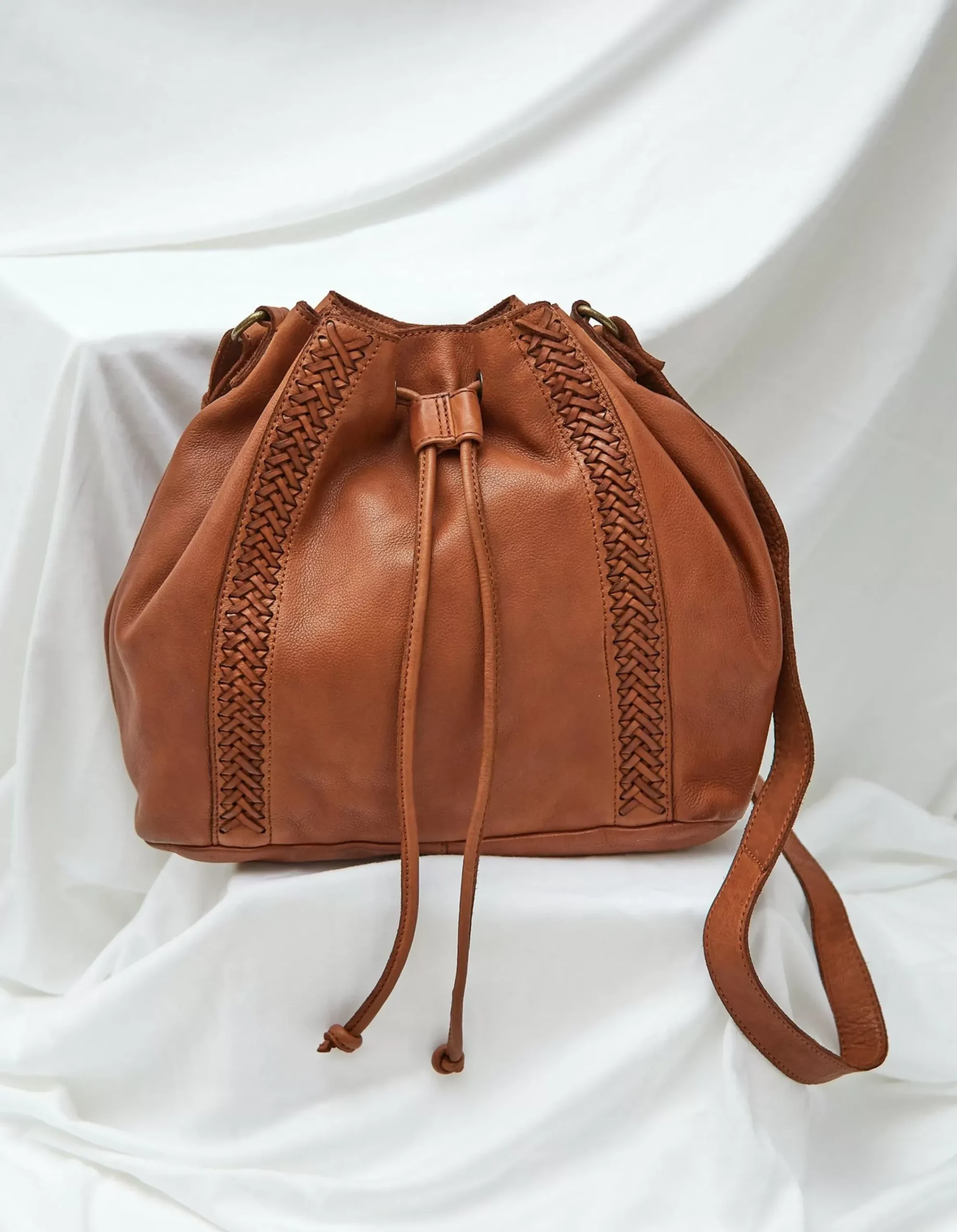 FatFace Awna Leather Bucket Bag Tan Online