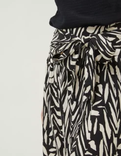 FatFace Sasha Paintstroke Midi Skirt Black New