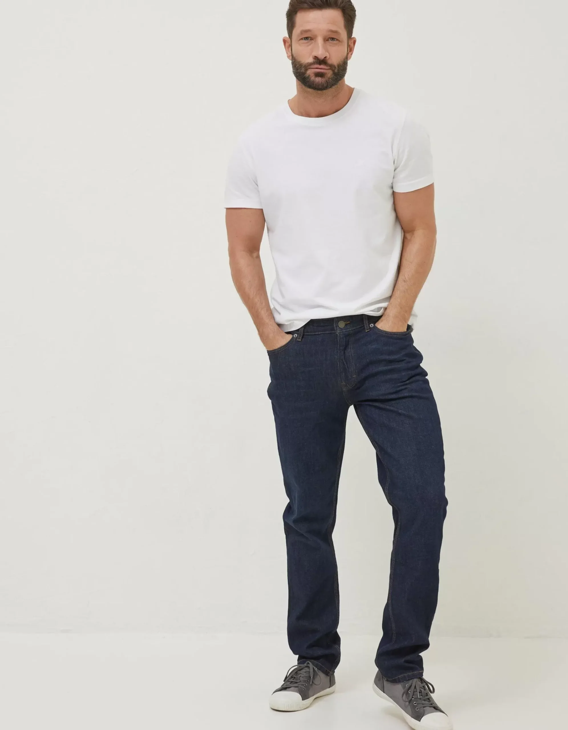 FatFace Slim Dark Vintage Wash Jeans Denim Hot