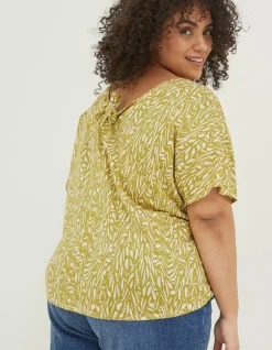 FatFace Tie Back Paint Linen T-Shirt Light Olive Clearance
